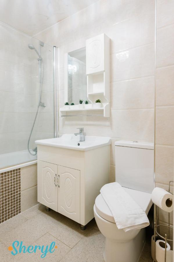 The Flat 2 By Sheryl - Stone Throw To Northampton Gen Hosp & Town Centre Apartamento Exterior foto